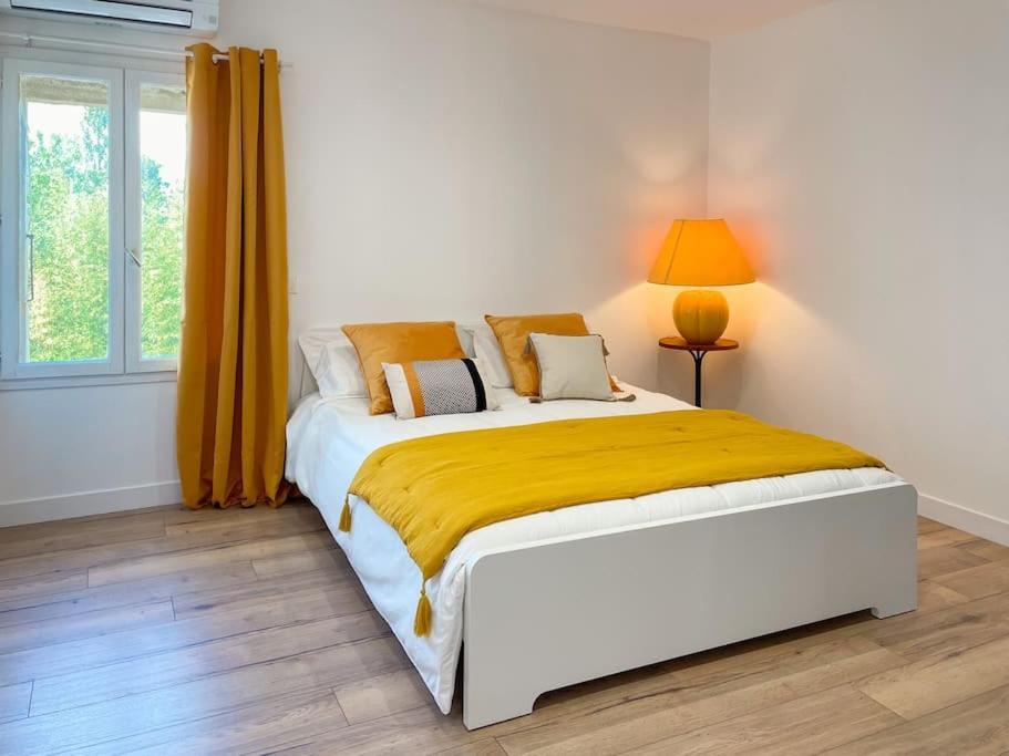 Appartement Dans Un Mas Provencal Allan Kültér fotó