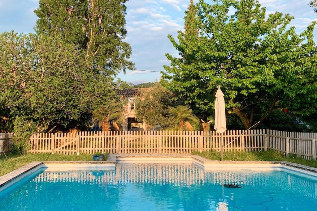 Appartement Dans Un Mas Provencal Allan Kültér fotó